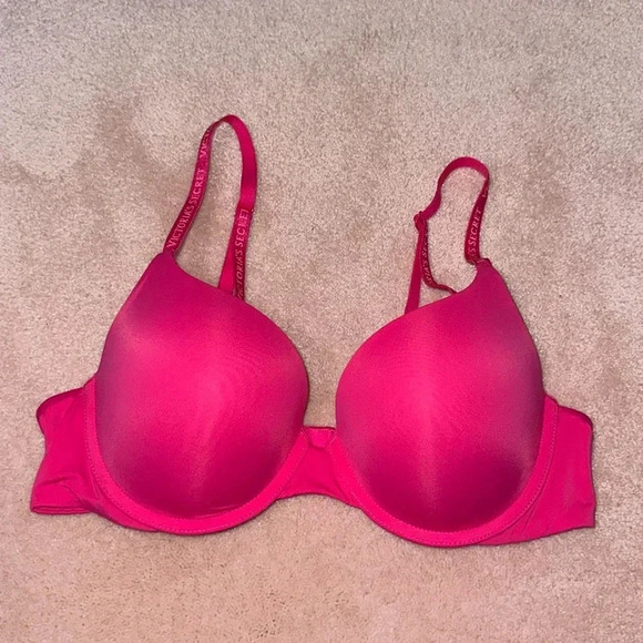 Victoria's Secret Other - Victoria’s Secret “T-Shirt Pushup” Bra 36B